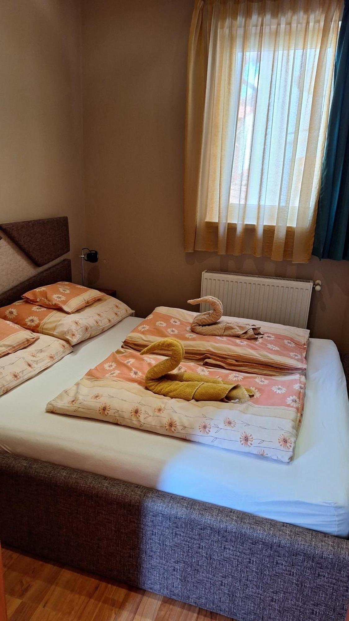 Betty-Major Apartman Hajdúszoboszló Buitenkant foto