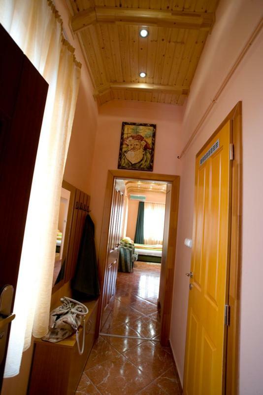 Betty-Major Apartman Hajdúszoboszló Buitenkant foto